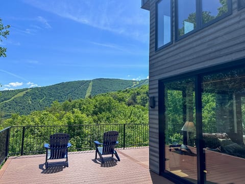 Sugarbush Upper Village Retreat