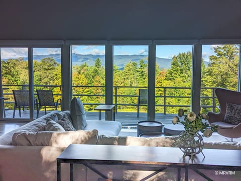 Sugarbush Vista w/ New Hot Tub