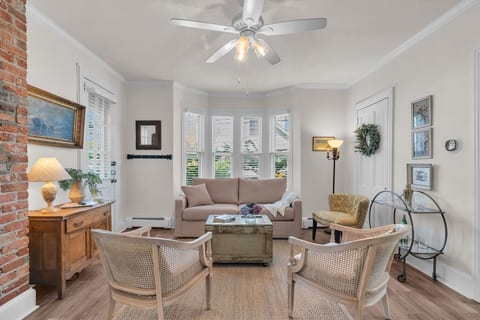 "The Stockton- Ocean Grove Charming Apt