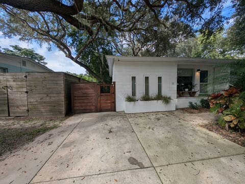 Entrance to back yard