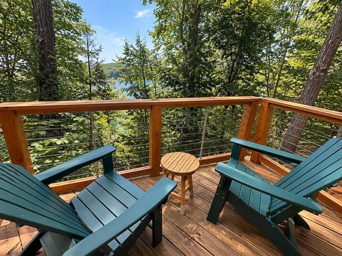 Cedar Hedge Chalet- Book direct & save in Interlochen