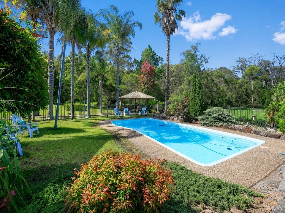 Silver Gums Retreat | Pool, Fireplace & Acreage image 1