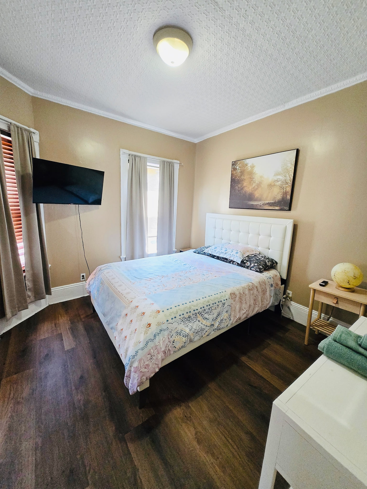 2411 Spacious room in Federal Hill near Downtown