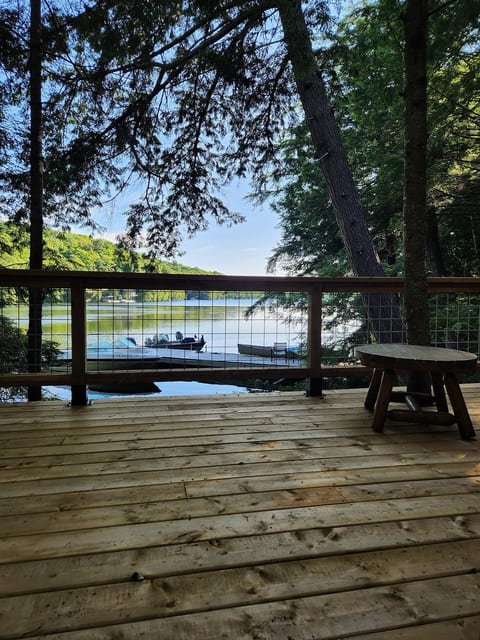 Kawagama Shoreline | Private Lakefront Retreat image 3