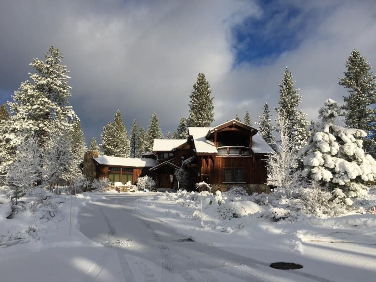 Lookout Lodge at Old Greenwood - Lake Tahoe-Northstar-Golf & Heated pool Hot Tub