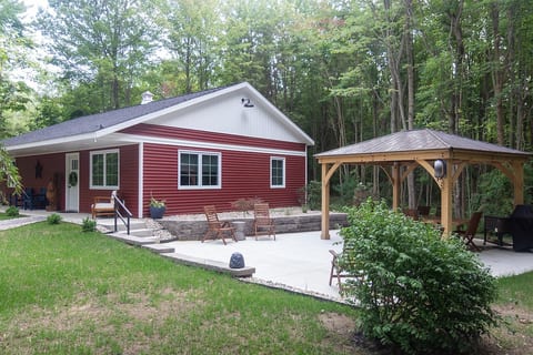 The Guest House in Laketown image 2