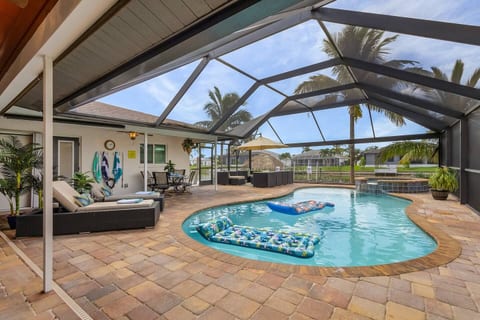 La Tortuga|Gulf Access |Pool, Spa, Dock & Tiki