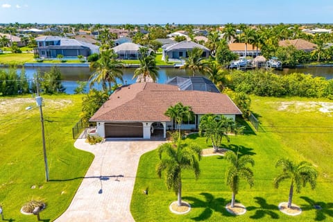 La Tortuga|Gulf Access |Pool, Spa, Dock & Tiki