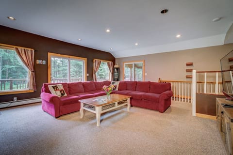 Magic Circle home-Private Hot Tub, Fire pit+ more!