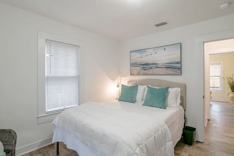 Chatham Cottage in Oakleigh