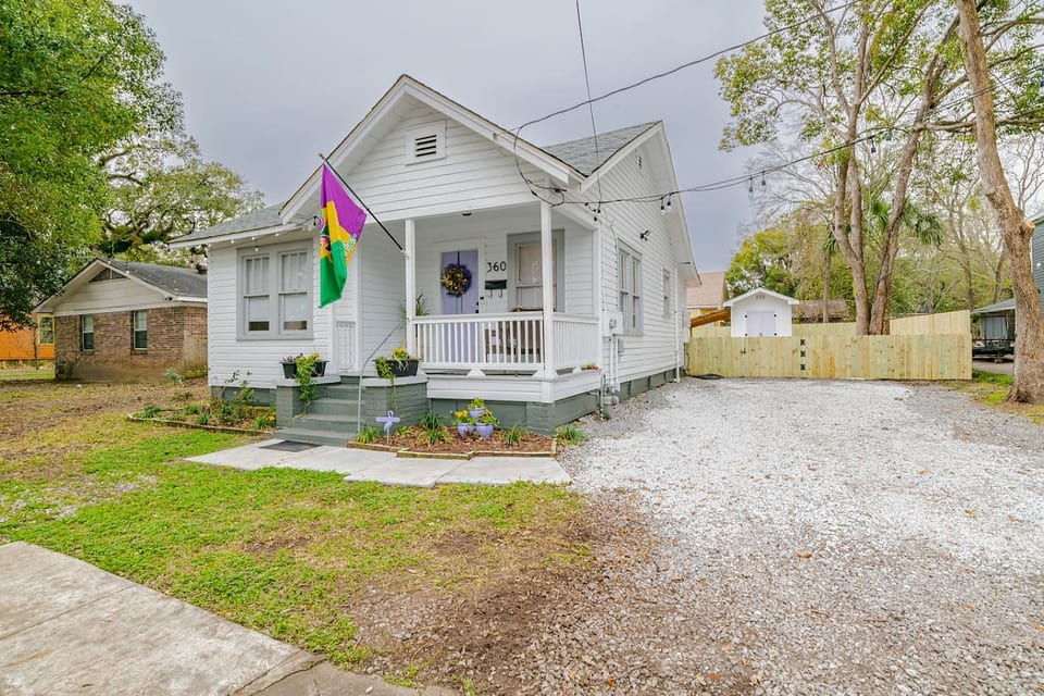 Chatham Cottage in Oakleigh - Mobile