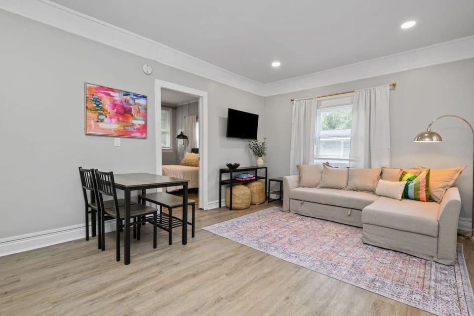 Mobtown Studio in Midtown - Mobile