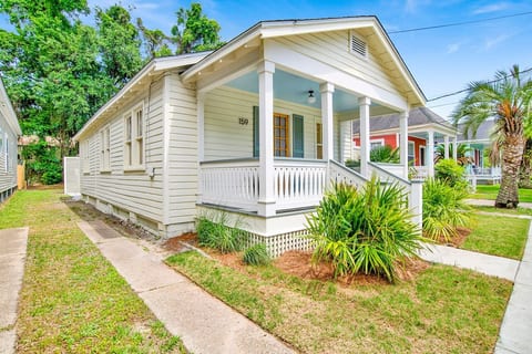 The Downtown Pearl Retreat