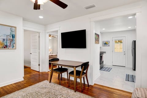 Callahan's Hideaway on Marine