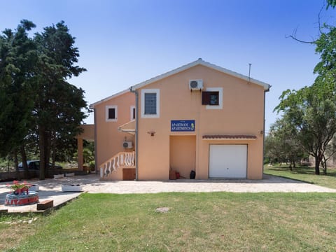 Wohnung Casa Nada 01 - von TA Leut Agency