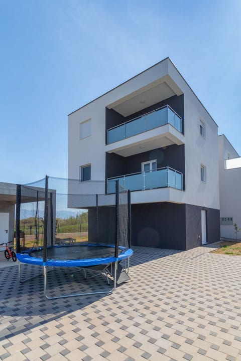 Wohnung Martina in Privlaka - Agentur TA Leut