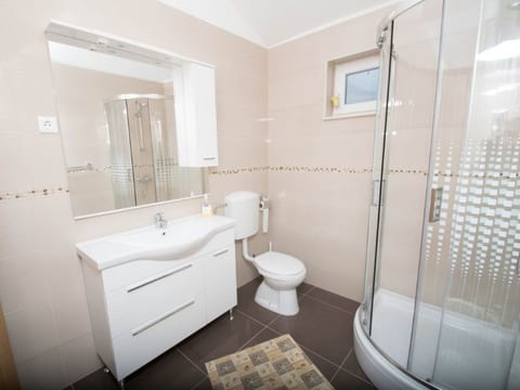 Wohnung Delfin mit Meerblick - TA Leut Agency