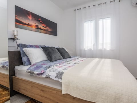 Wohnung mit Meerblick Glamour Vir - Agentur TA Leut