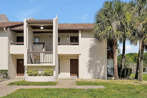 Orlando Oasis image 3