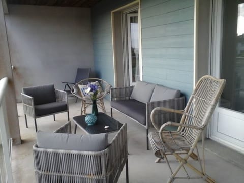 Robinson-Villa mit Meerblick, 50m vom Strand entfernt