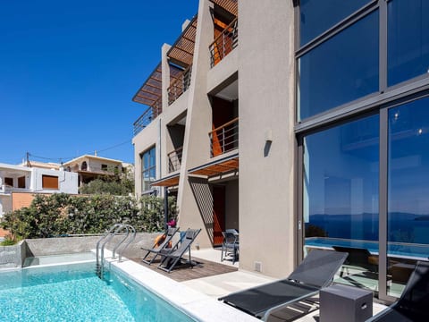 Omnia Villa 2 - ''Beheizter'' Pool, herrlicher Meerblick