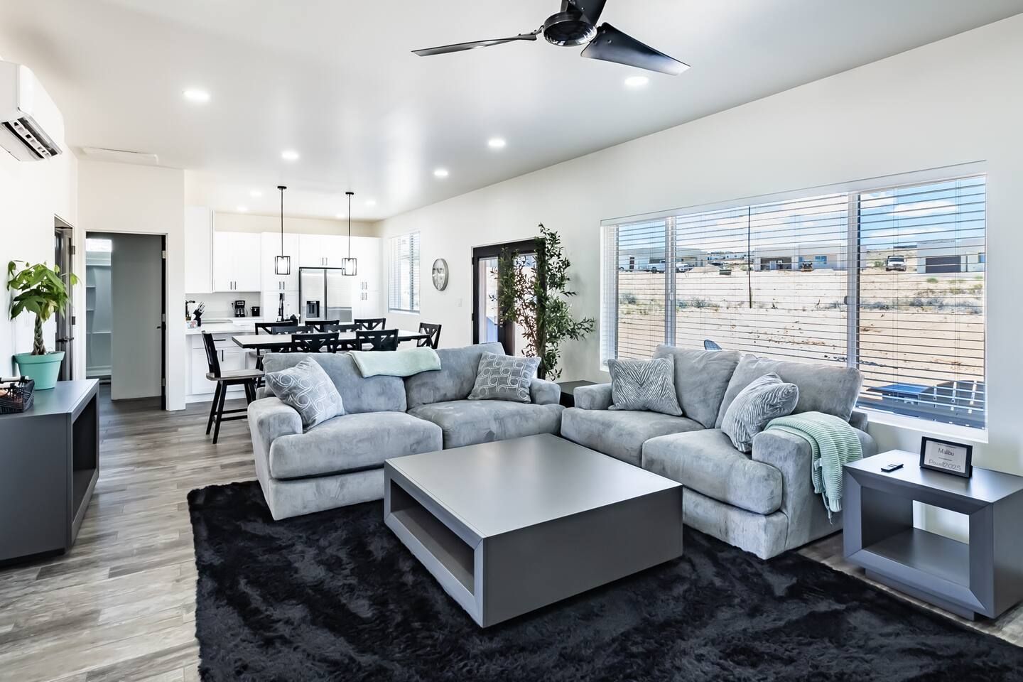 Modern Family Home at Lake Powell-Hot Tub-2 Kings