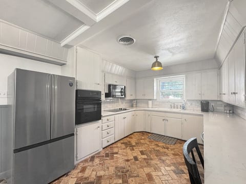 The Magnolia in Lorenzo- 3 bed, 2 bath image 2