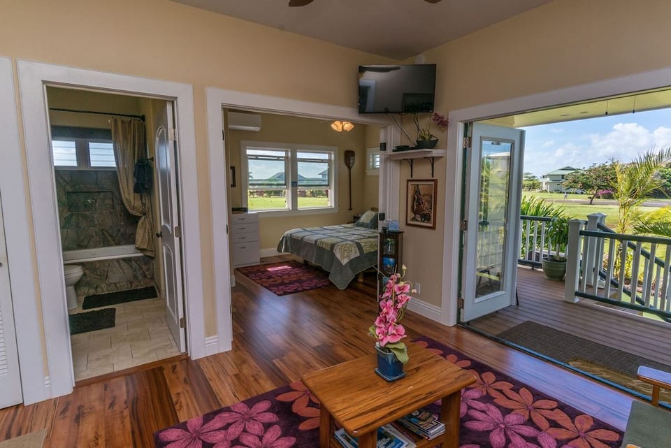 Open Tropical living area