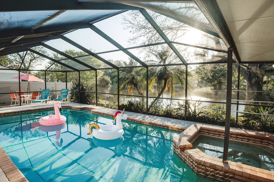 FREE heated swimming Pool.  SPA does not have a jet pump.