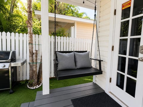 Casa Mamisa - 2 Bedroom Home in Old Town