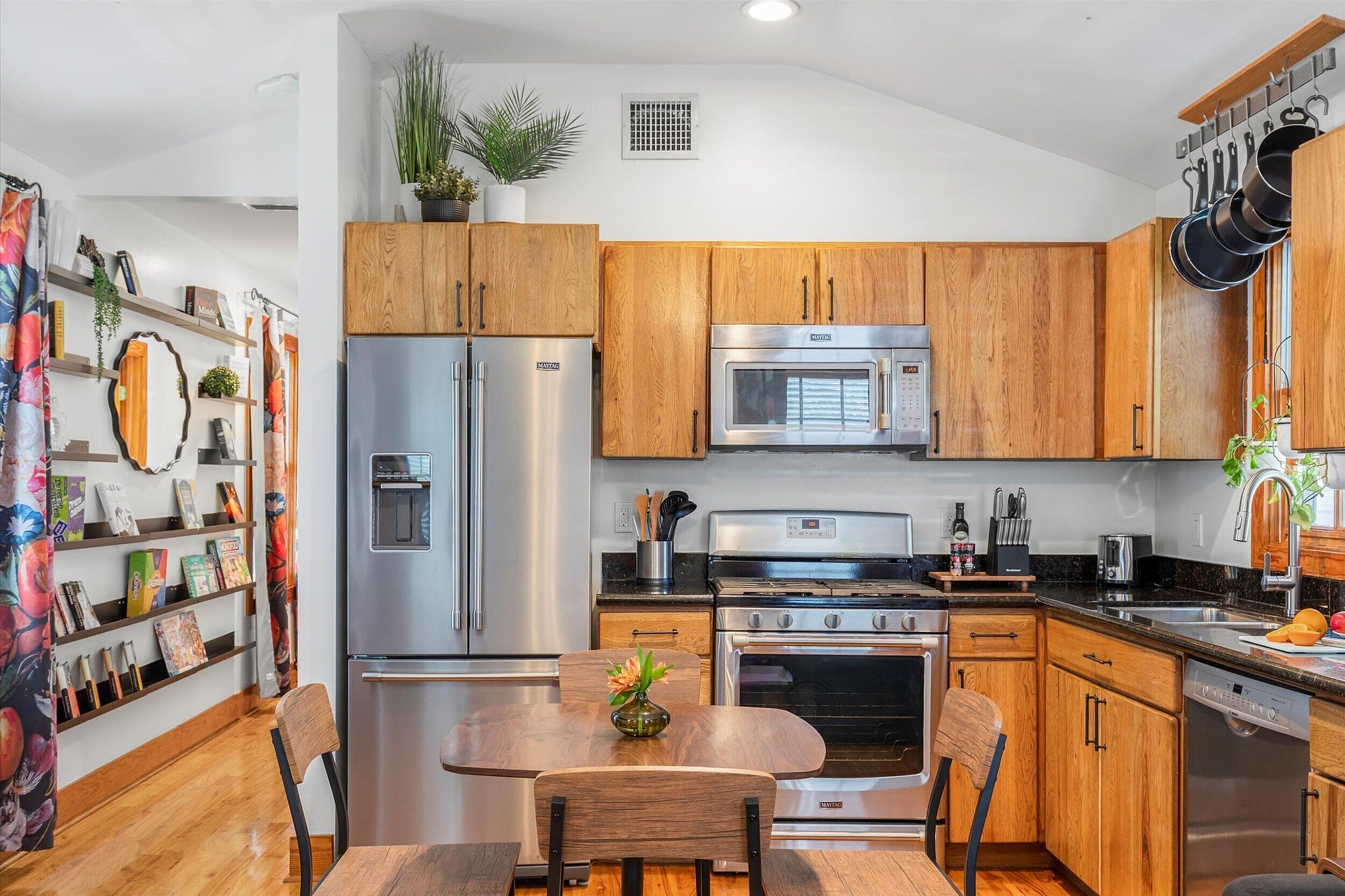 Casa Mamisa - 2 Bedroom Home in Old Town