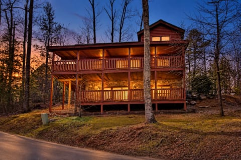 Cozy woodland cabin with glowing decks and peaceful mountain charm