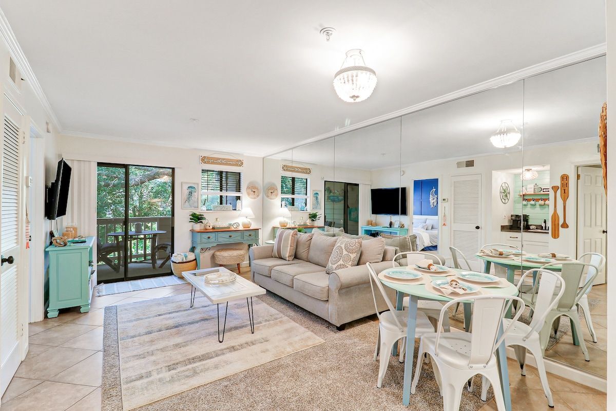 Walk to Beach | 3 Pools + Hot Tub