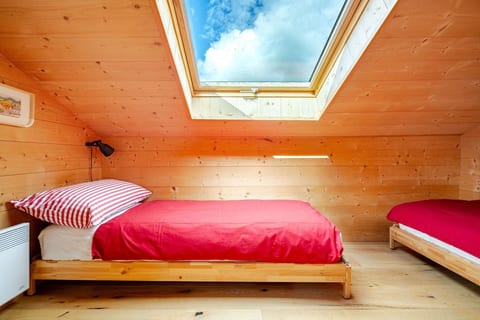 Cozy chalet with views of the Alps, near Villars
