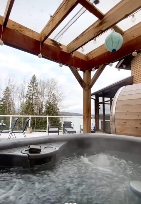Hot tub. Wood burning sauna