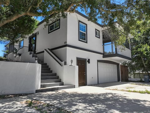 Beach House | Sleeps 14 + Game Room|Steps to Beach image 2