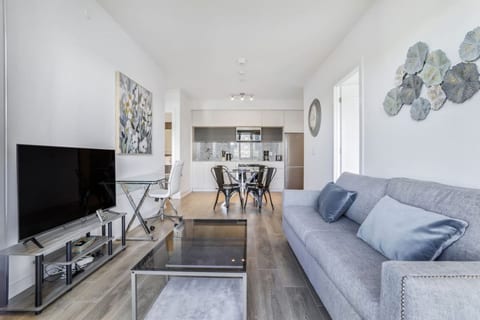 Upscale North York 2BR/2BA | Park Views & Highways