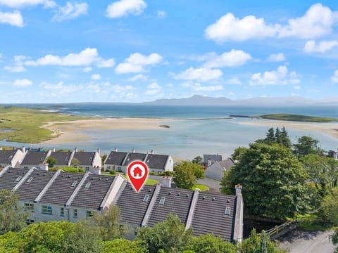 Lost: agenda Found: freedom @Mulranny Village