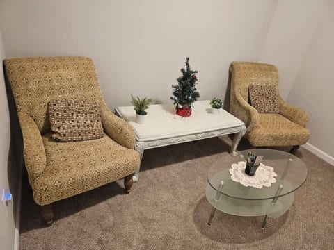 Cozy La Vergne Getaway | Unwind & Recharge