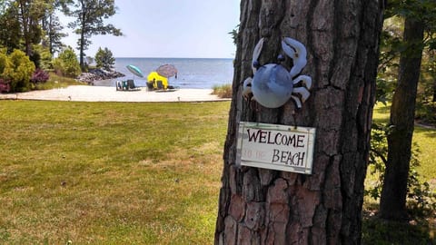Chesapeake Bay Home | Private Beach Access