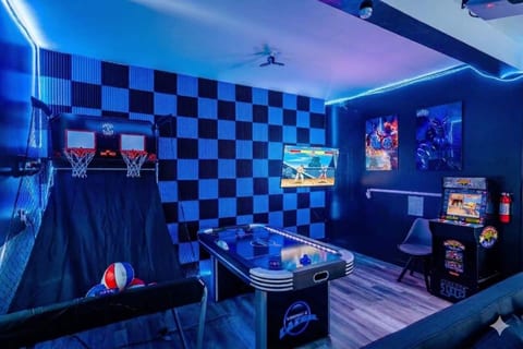 Emerald Lakes Retreat | Game Room and Firepit
