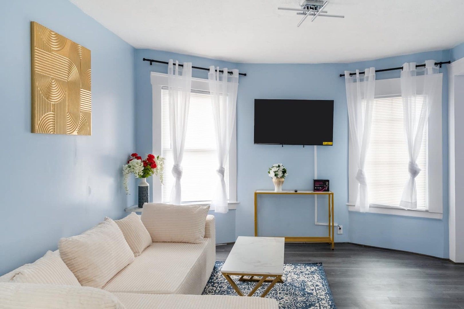 Promo Deal! Cozy Buffalo Stay near Niagara Falls