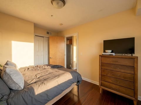 Prime Cleveland Location | Modern 2BR + Balcony