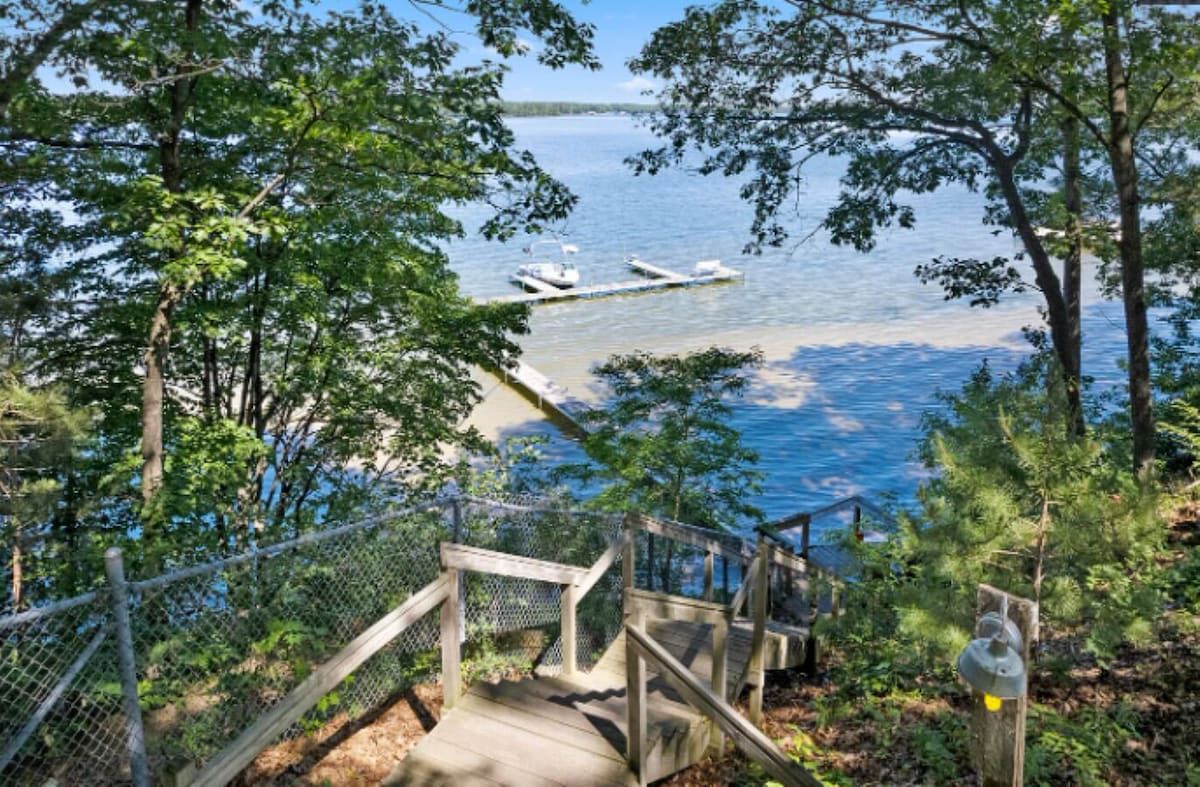 "West View Cabins" on Ostego Lake - Cabin #4 - Waterfront and on Trail 7
