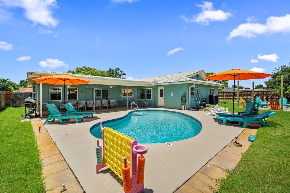 Family Resort | Pool • Mini Golf • Near Beach image 1