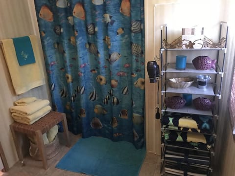 Private 4.3 acre Country Retreat by Rainbow Springs in Ocala's horse country 