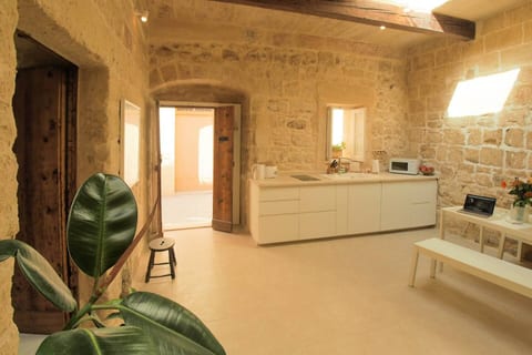 500 year old house Bartholomew str. Mdina, Rabat