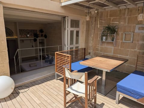 NEW: 400-Year-old Hideaway Terrace and Breakfast