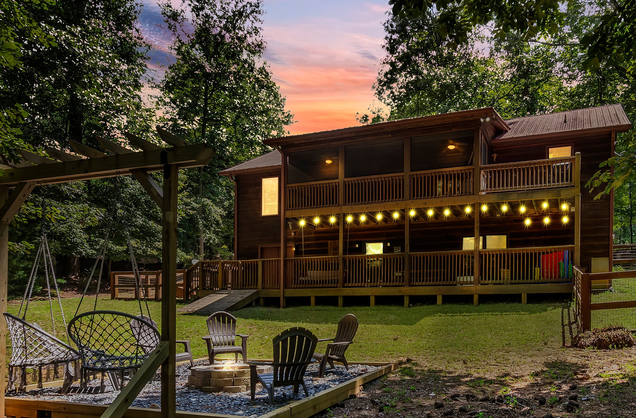Serenity Moon Cabin, Ellijay, GA