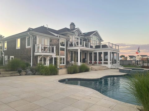 Spectacular Montauk Beach House in Massapequa, LI